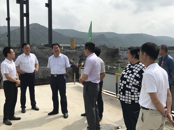 市人大常委會黨組副書記、副主任樊文浩一行調(diào)研泓源公司項目建設(shè)情況(圖2)